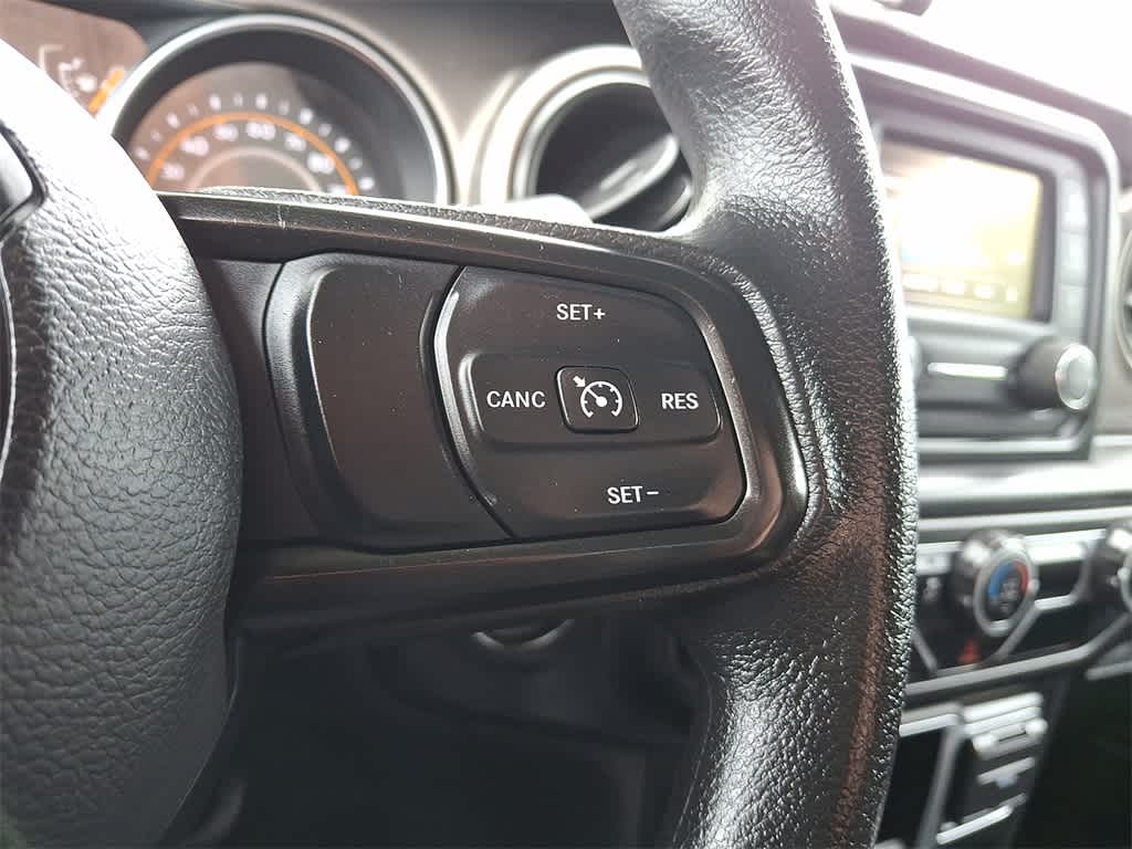 Thumbnail: 2020 Jeep Gladiator - 10