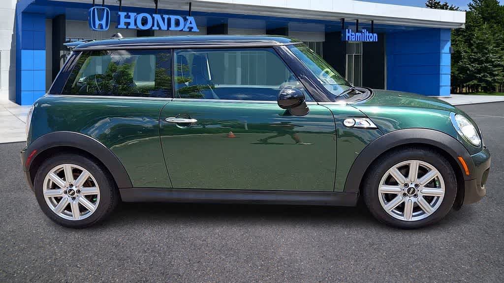Thumbnail: 2012 MINI Cooper Hardtop - 9