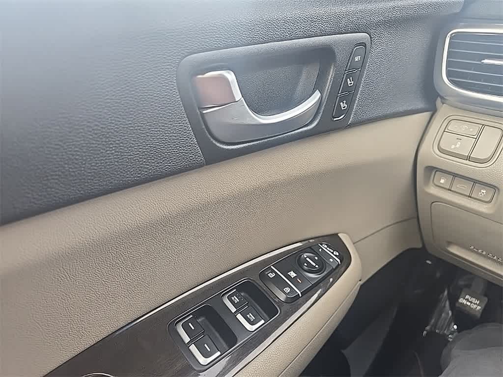 Thumbnail: 2017 Kia Optima - 15