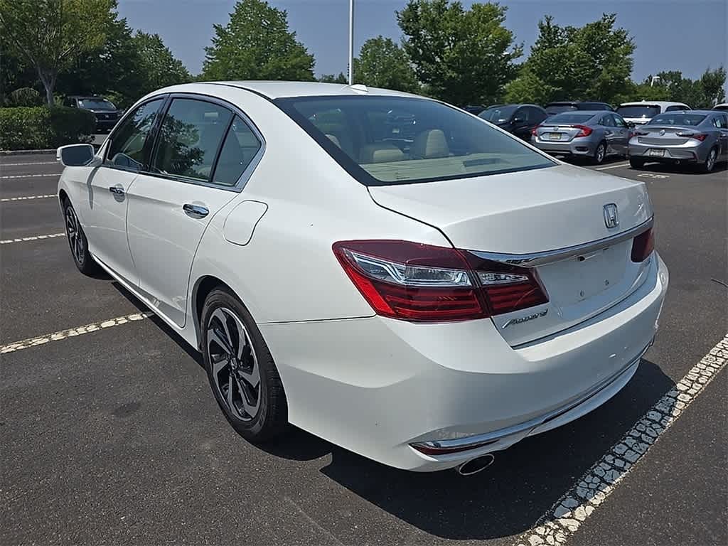 Thumbnail: 2017 Honda Accord - 6