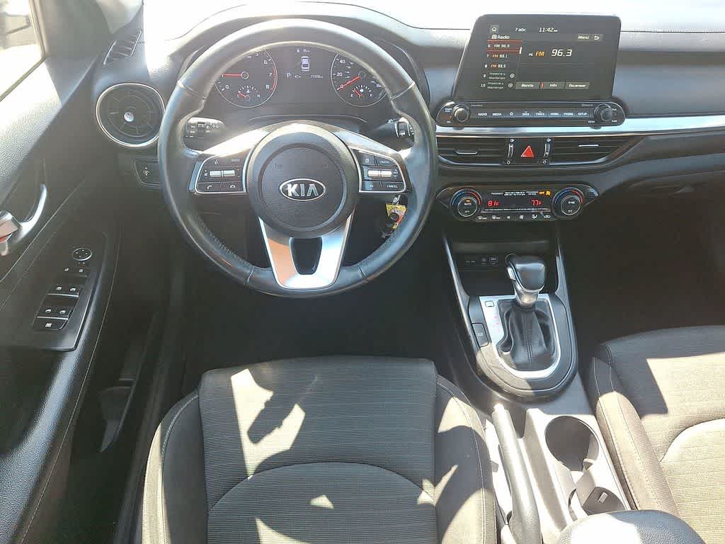 Thumbnail: 2019 Kia Forte - 21