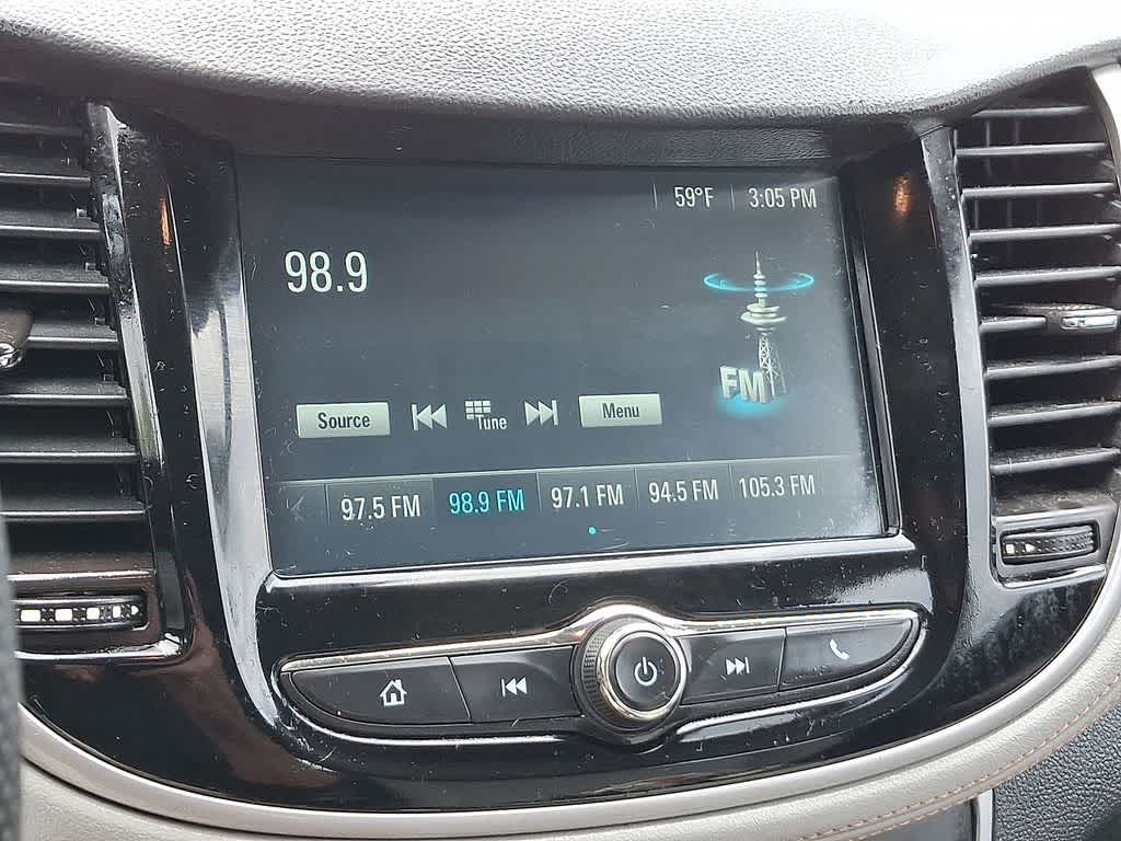 Thumbnail: 2017 Chevrolet Trax - 14