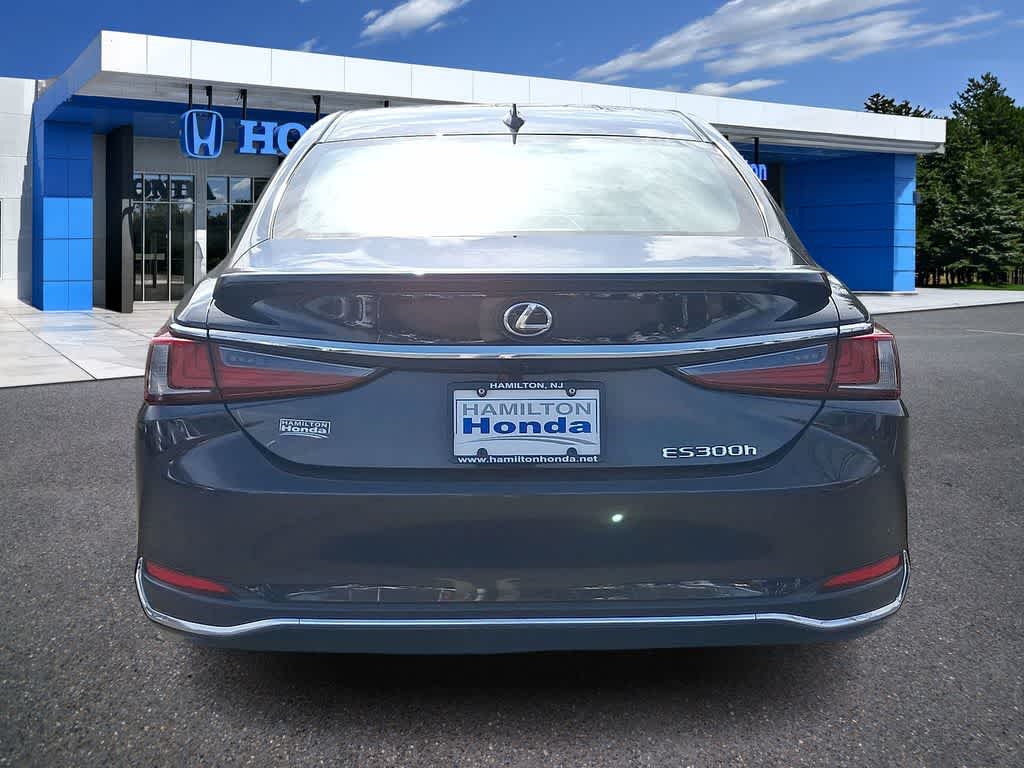 Thumbnail: 2023 Lexus ES - 23