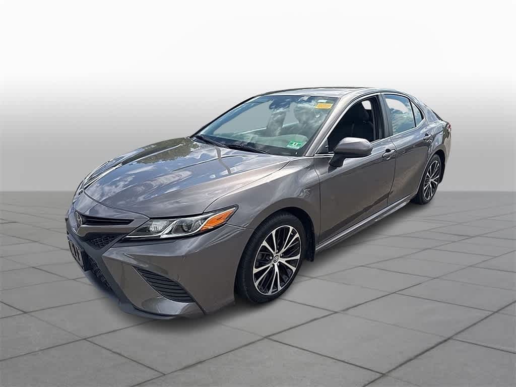 Thumbnail: 2019 Toyota Camry - 1