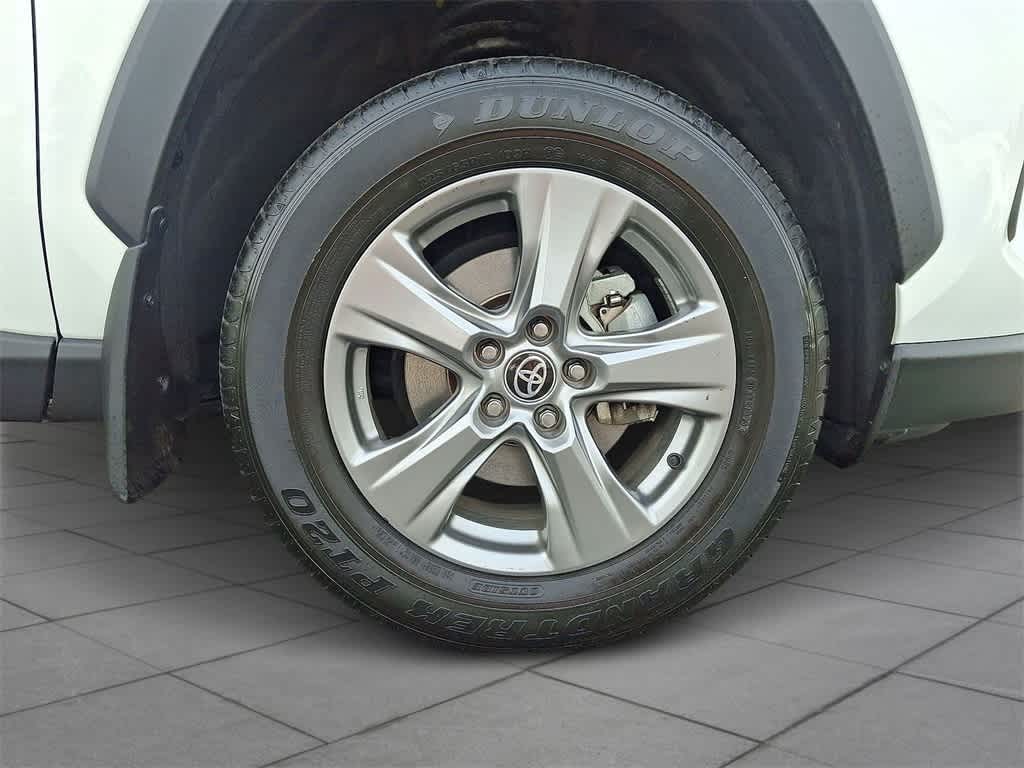 Thumbnail: 2023 Toyota RAV4 - 23