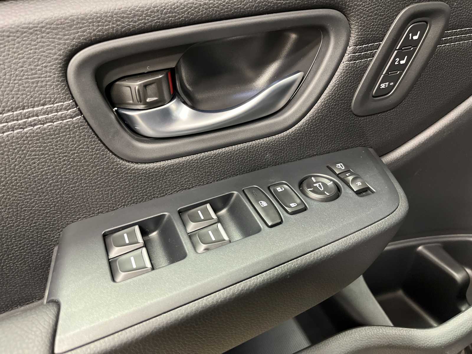 Thumbnail: 2026 Honda Pilot - 15