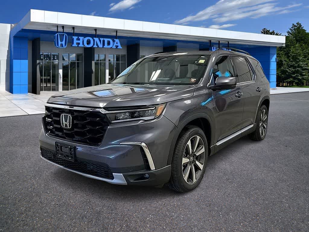 Thumbnail: 2023 Honda Pilot - 1