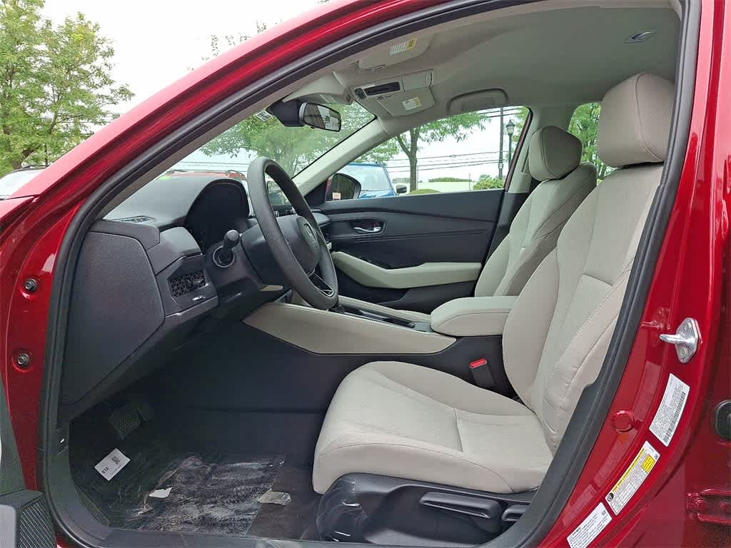 Thumbnail: 2025 Honda Accord - 10