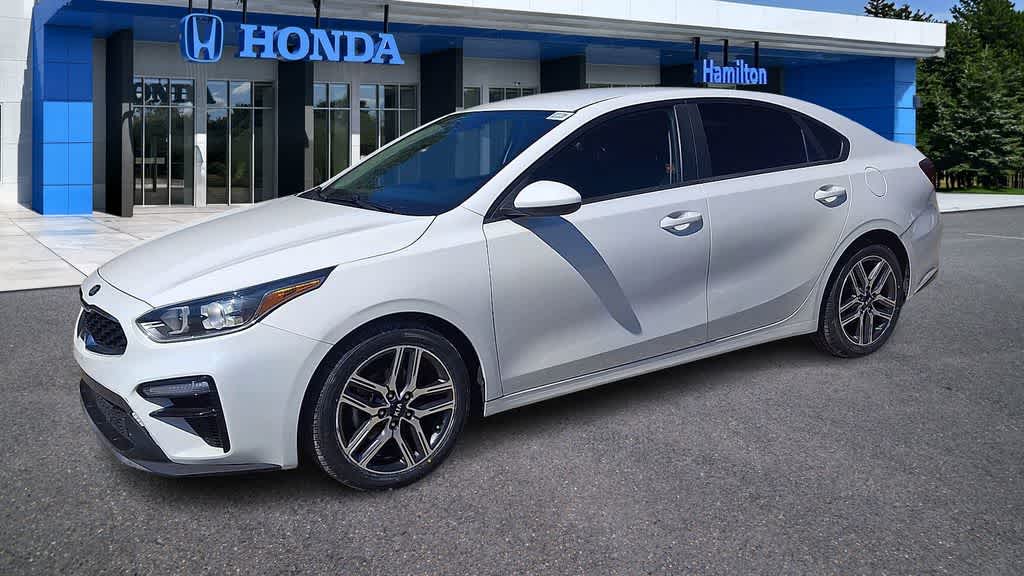 Thumbnail: 2019 Kia Forte - 4