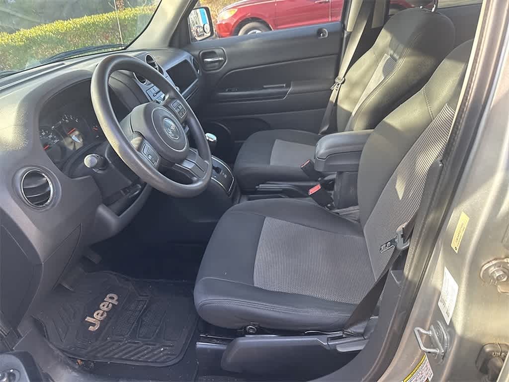 Thumbnail: 2013 Jeep Patriot - 8