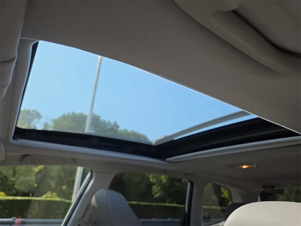 Thumbnail: 2016 Subaru Forester - 12