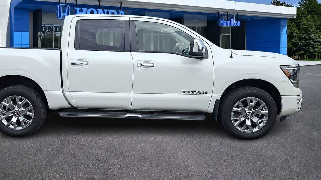 Thumbnail: 2021 Nissan Titan - 9