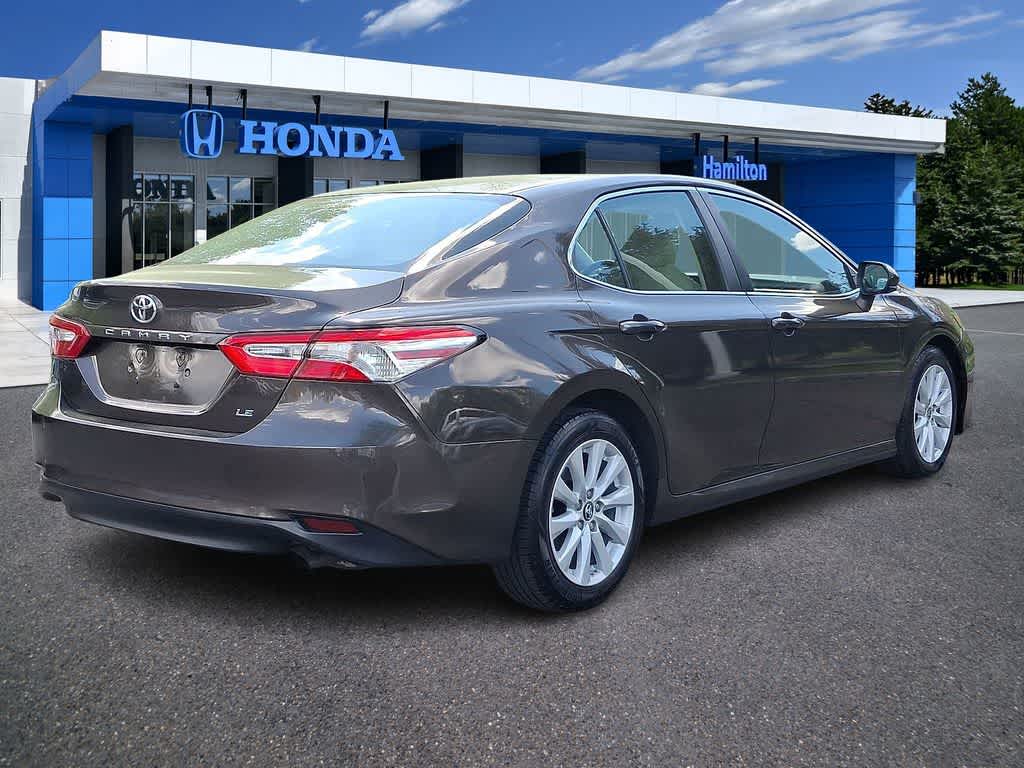 Thumbnail: 2018 Toyota Camry - 24