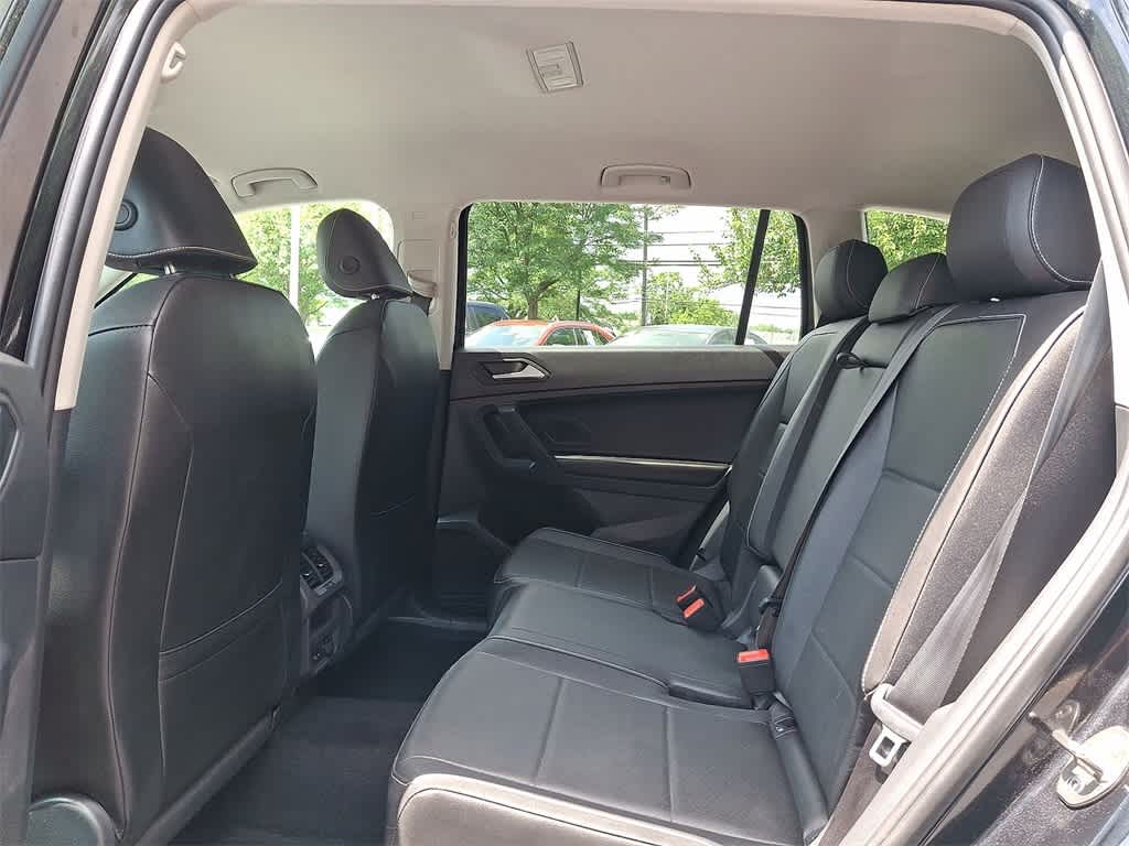 Thumbnail: 2021 Volkswagen Tiguan - 20