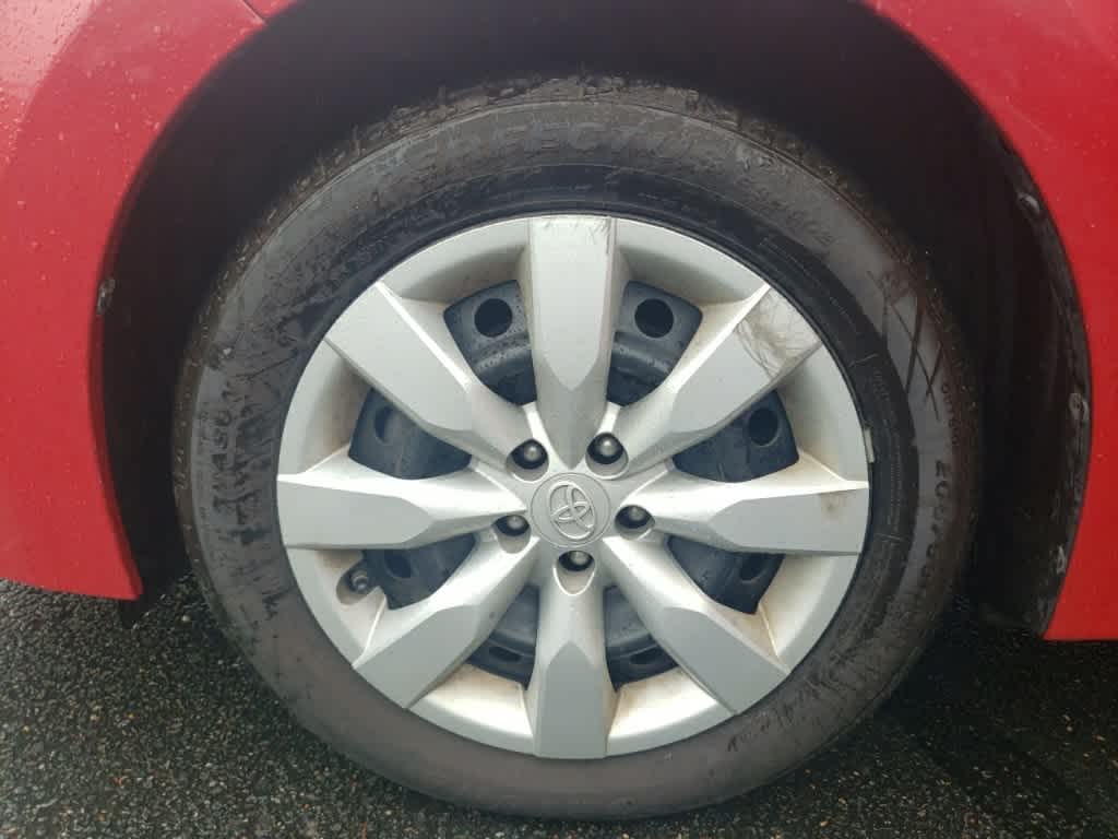 2015 Toyota Corolla LE 10