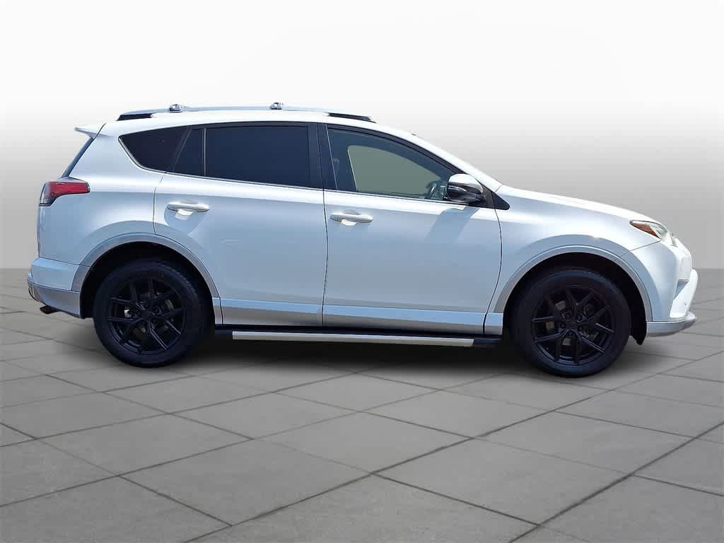 Thumbnail: 2016 Toyota RAV4 - 25