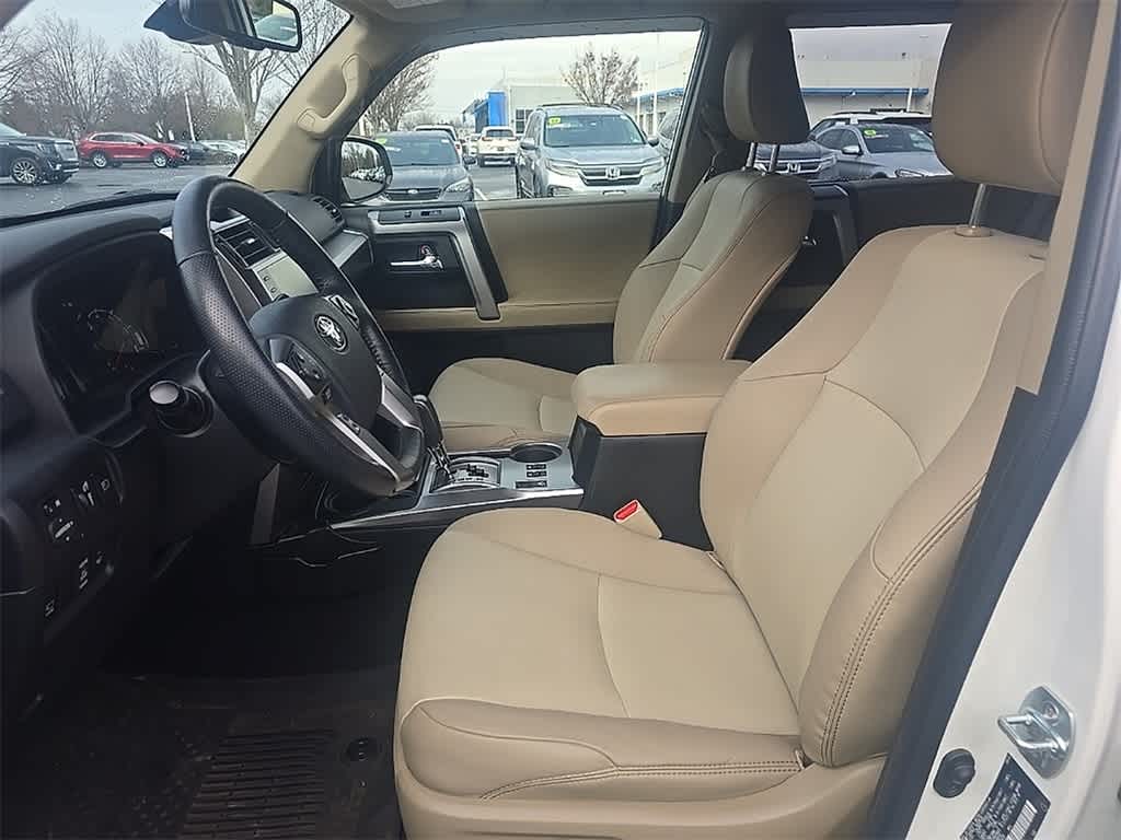 Thumbnail: 2023 Toyota 4Runner - 13