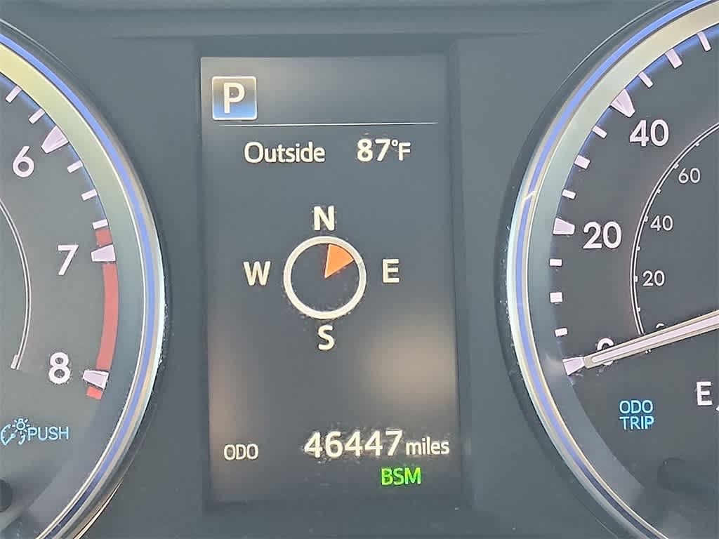 Thumbnail: 2019 Toyota Highlander - 18