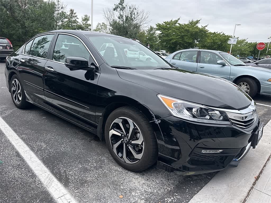 Thumbnail: 2017 Honda Accord - 3