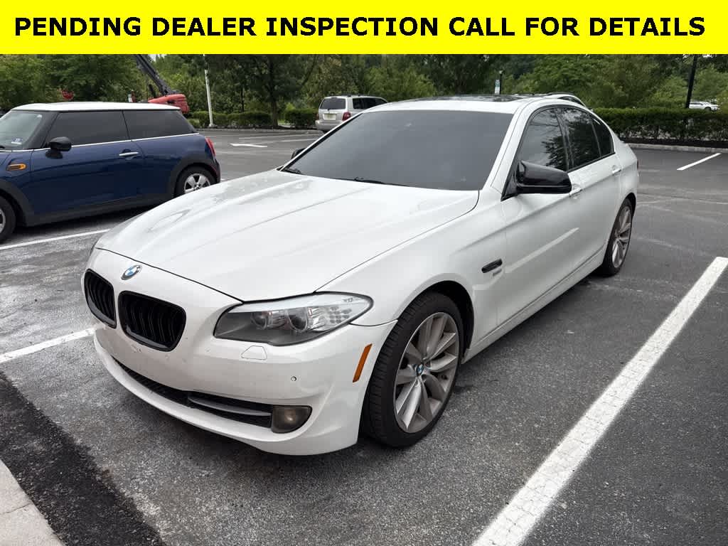 2011 BMW 5 Series 535i xDrive Hero Image