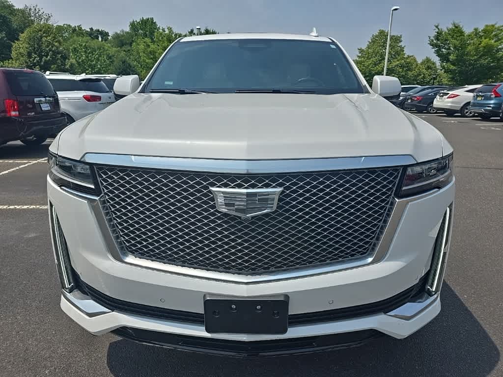 2021 Cadillac Escalade Premium Luxury 2