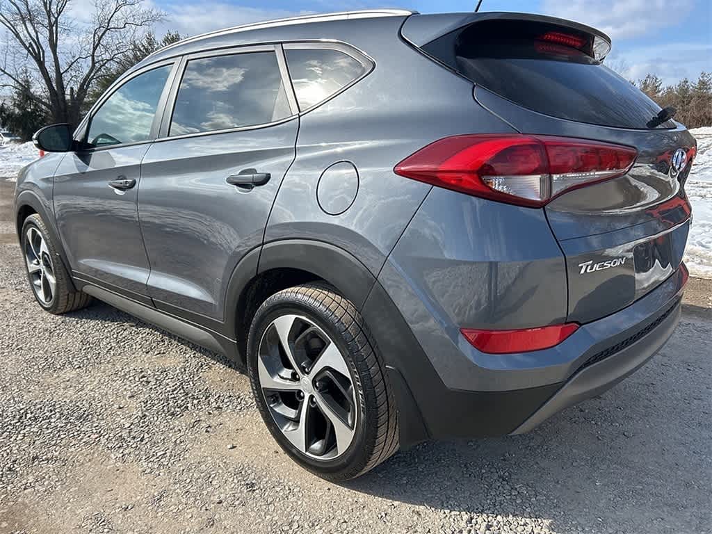Thumbnail: 2016 Hyundai Tucson - 6