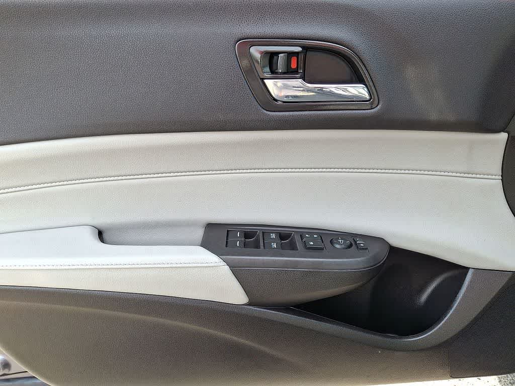 Thumbnail: 2017 Acura ILX - 10