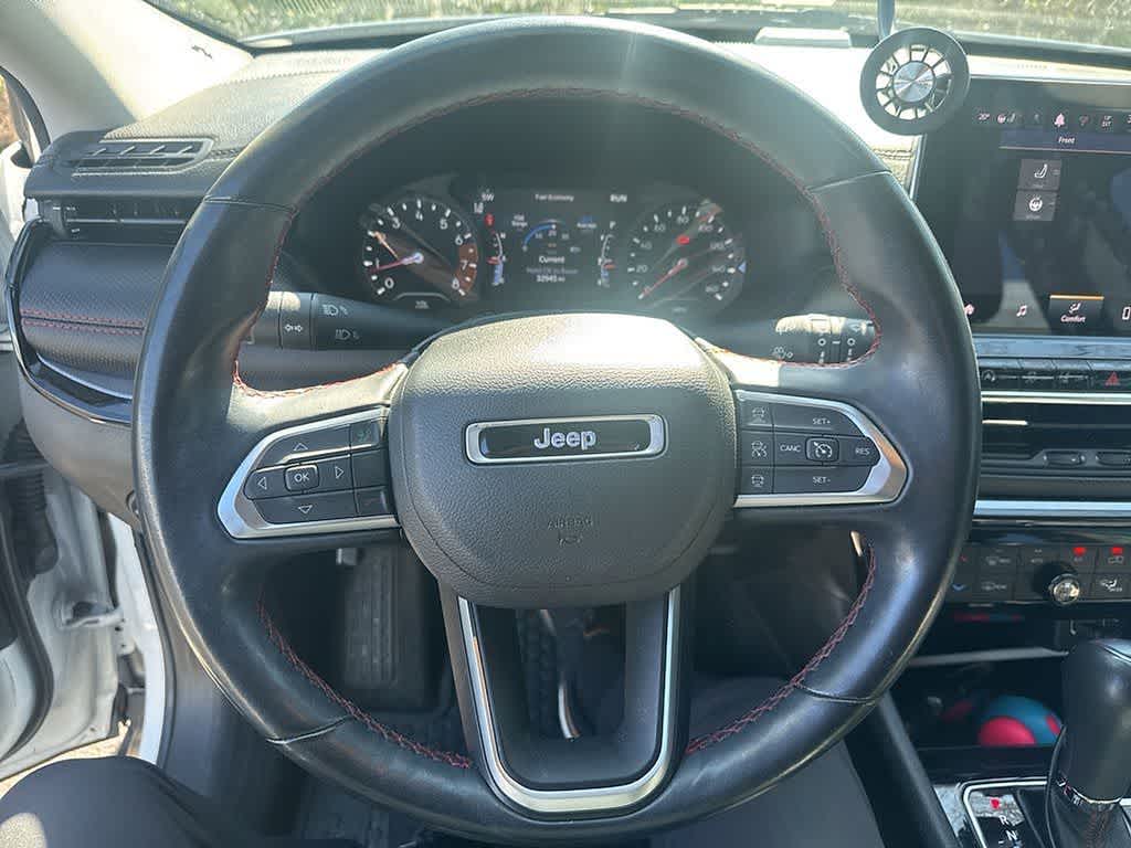 Thumbnail: 2022 Jeep Compass - 12