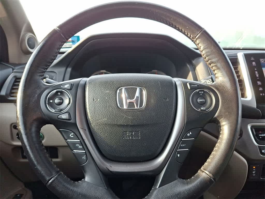 Thumbnail: 2018 Honda Pilot - 15