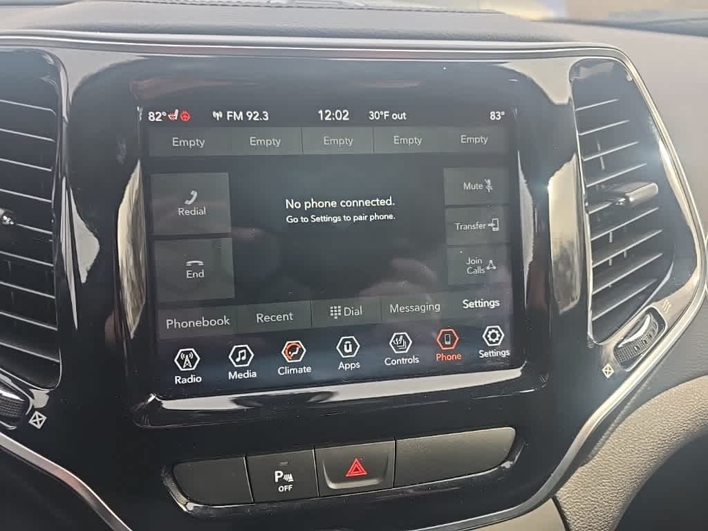 Thumbnail: 2019 Jeep Cherokee - 23