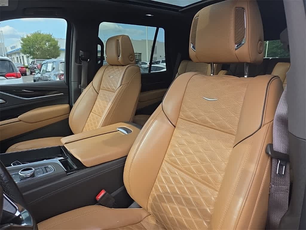Thumbnail: 2022 Cadillac Escalade - 13