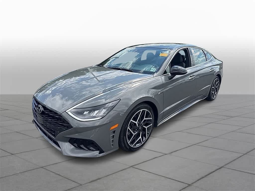 Thumbnail: 2022 Hyundai Sonata - 1