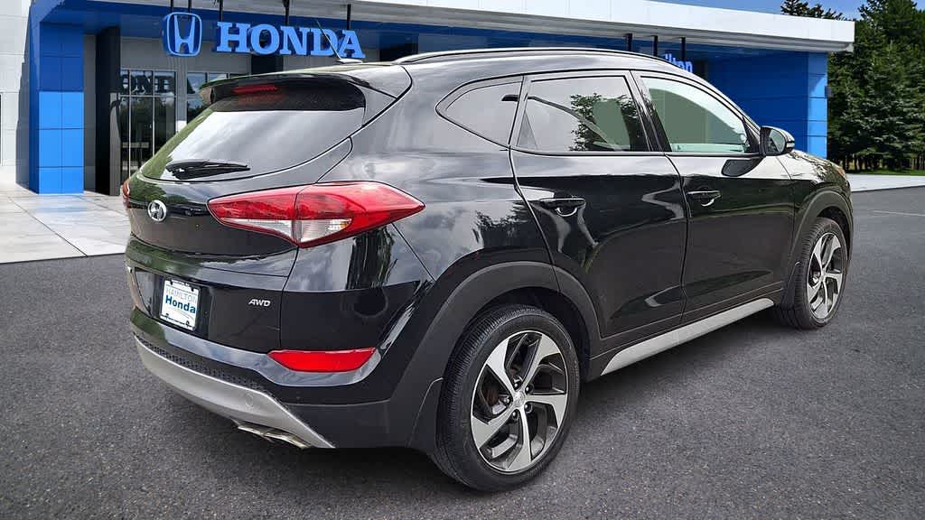 Thumbnail: 2017 Hyundai Tucson - 8