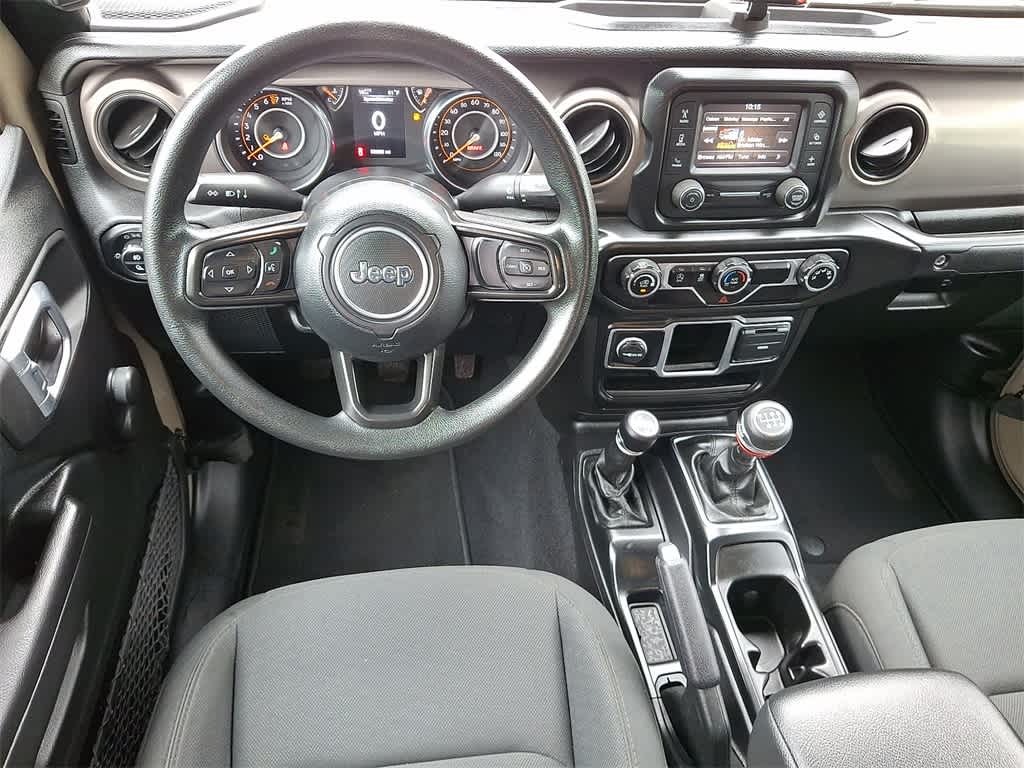 Thumbnail: 2020 Jeep Gladiator - 13