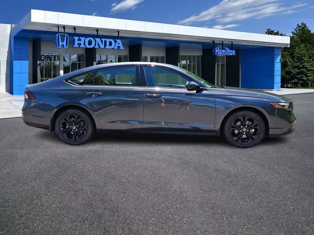 Thumbnail: 2025 Honda Accord - 24