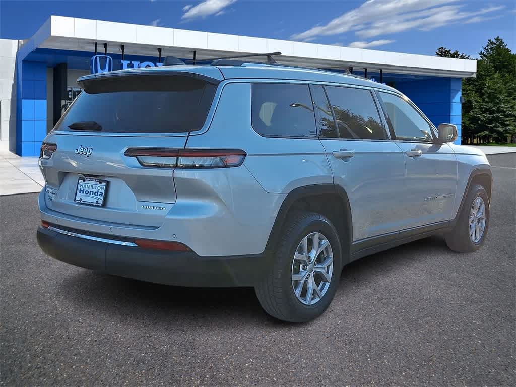 Thumbnail: 2022 Jeep Grand Cherokee L - 24