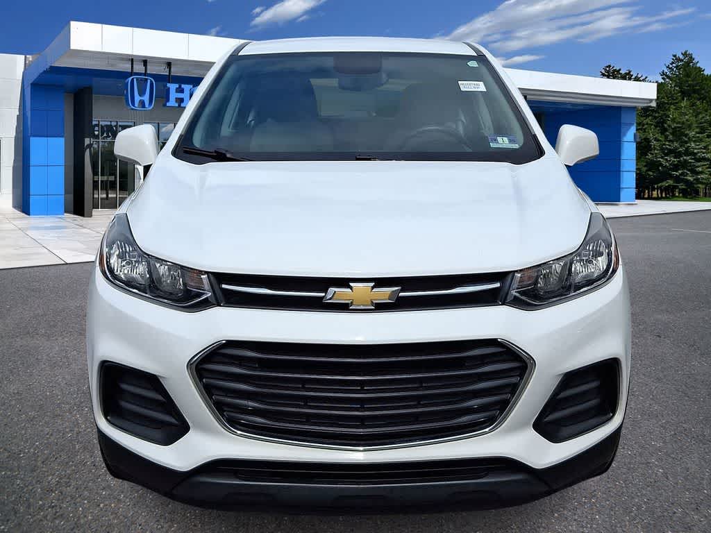 Thumbnail: 2017 Chevrolet Trax - 28