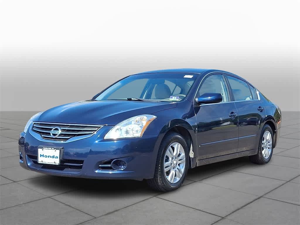 Thumbnail: 2011 Nissan Altima - 1