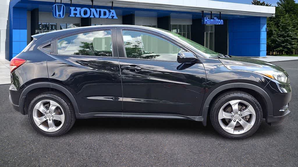 Thumbnail: 2018 Honda HR-V - 9