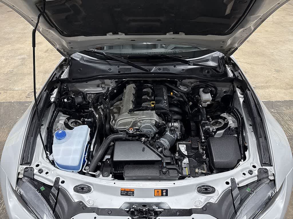 Thumbnail: 2017 Mazda MX-5 Miata - 12