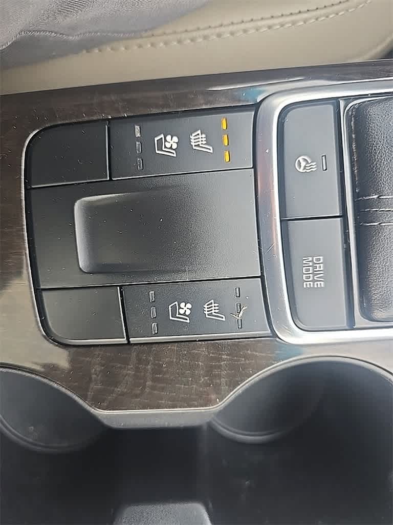 Thumbnail: 2017 Kia Optima - 20