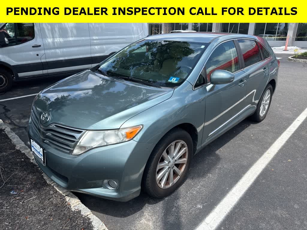 Thumbnail: 2011 Toyota Venza - 1