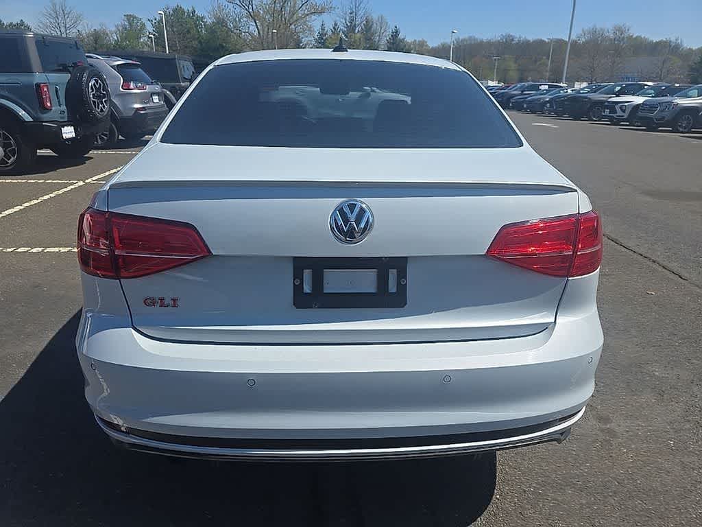 Thumbnail: 2017 Volkswagen Jetta - 5