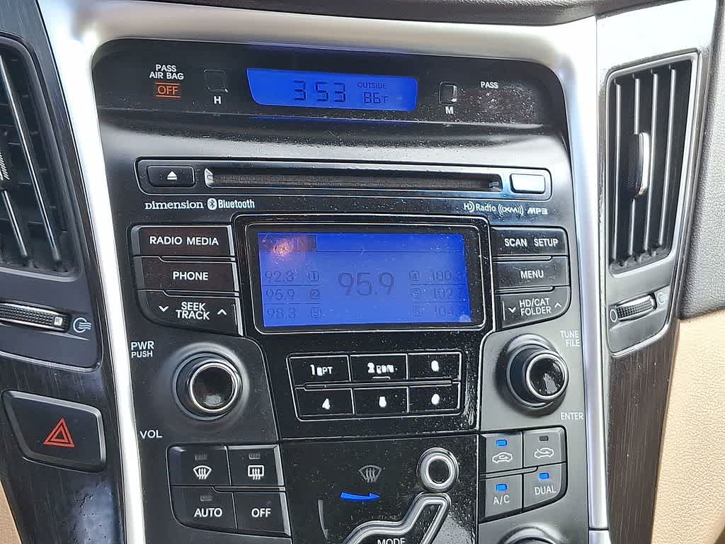 Thumbnail: 2013 Hyundai Sonata - 13