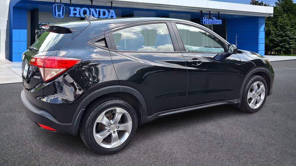 Thumbnail: 2018 Honda HR-V - 8