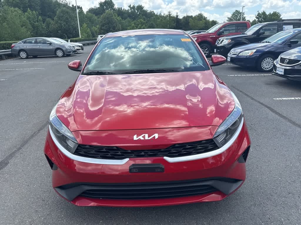 Thumbnail: 2022 Kia Forte - 2