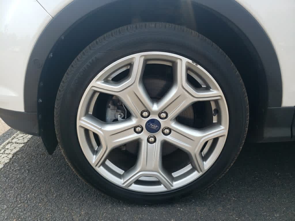 2019 Ford Escape Titanium 10