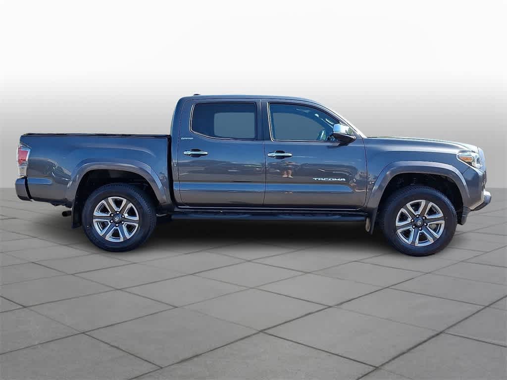 Thumbnail: 2019 Toyota Tacoma - 25