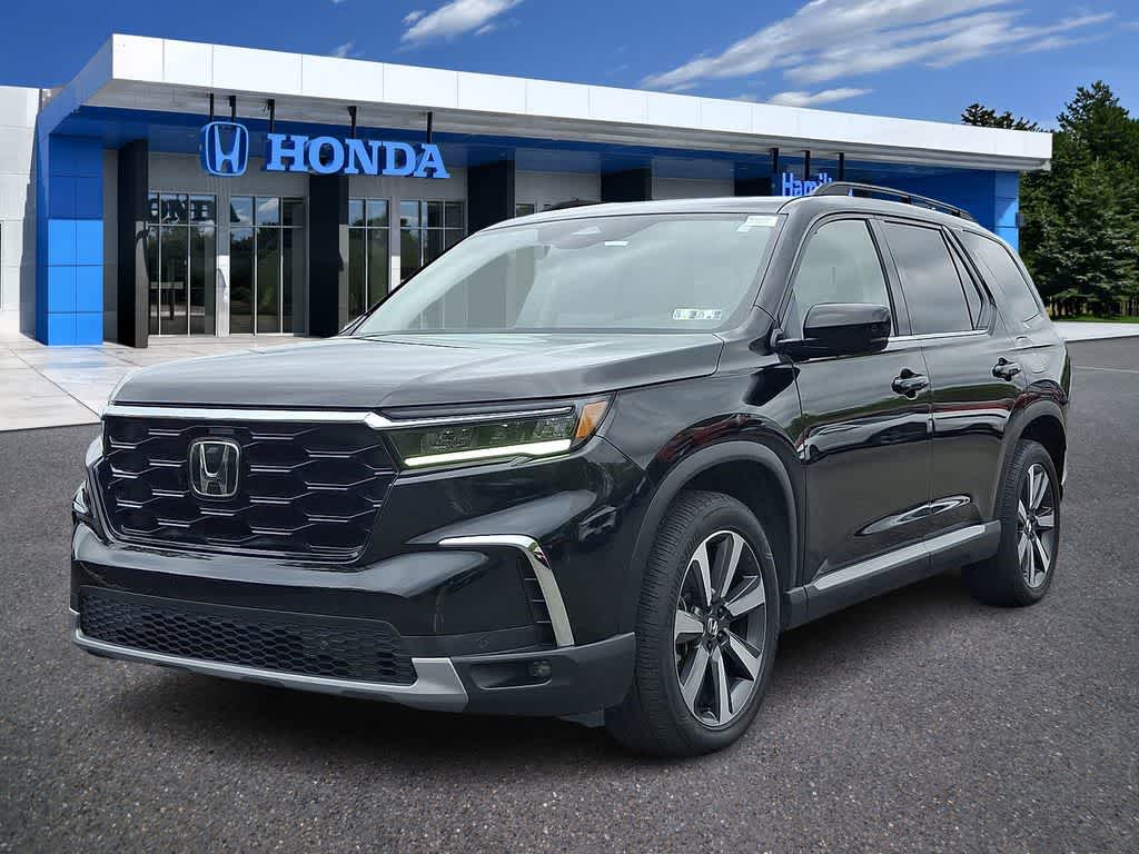 Thumbnail: 2023 Honda Pilot - 1