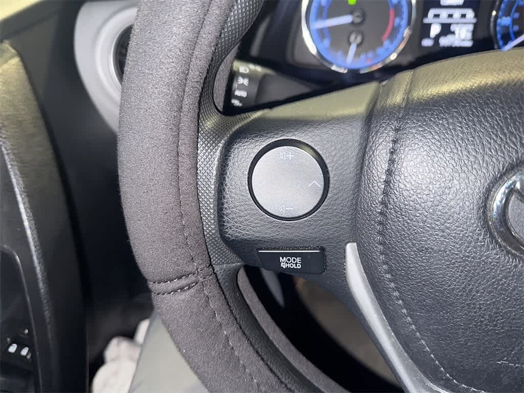 Thumbnail: 2017 Toyota Corolla - 11